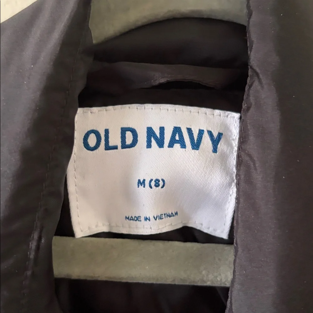 Old Navy Boys Black Quilted Puffer Vest SZ Medium (8)